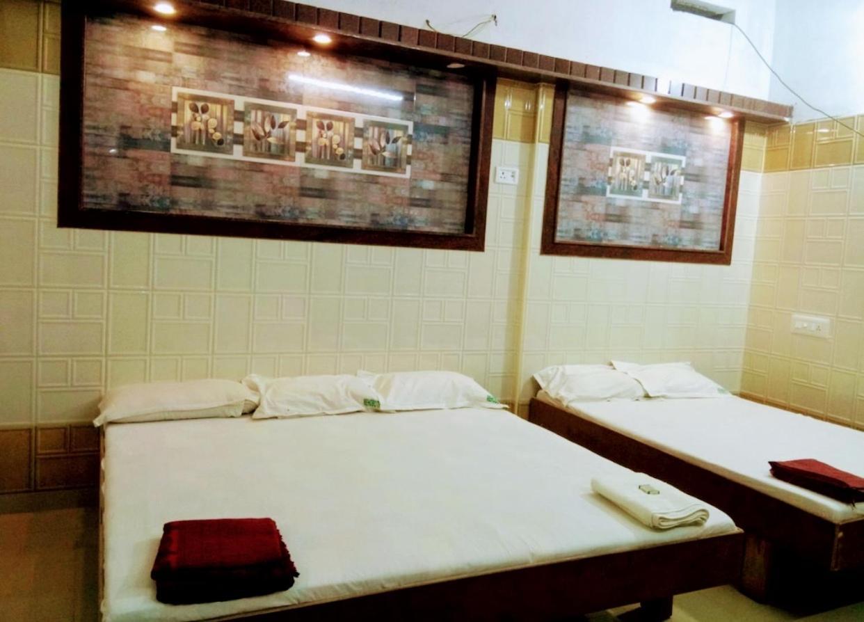 Rehoboth Grand Hotel Kanyakumari Buitenkant foto